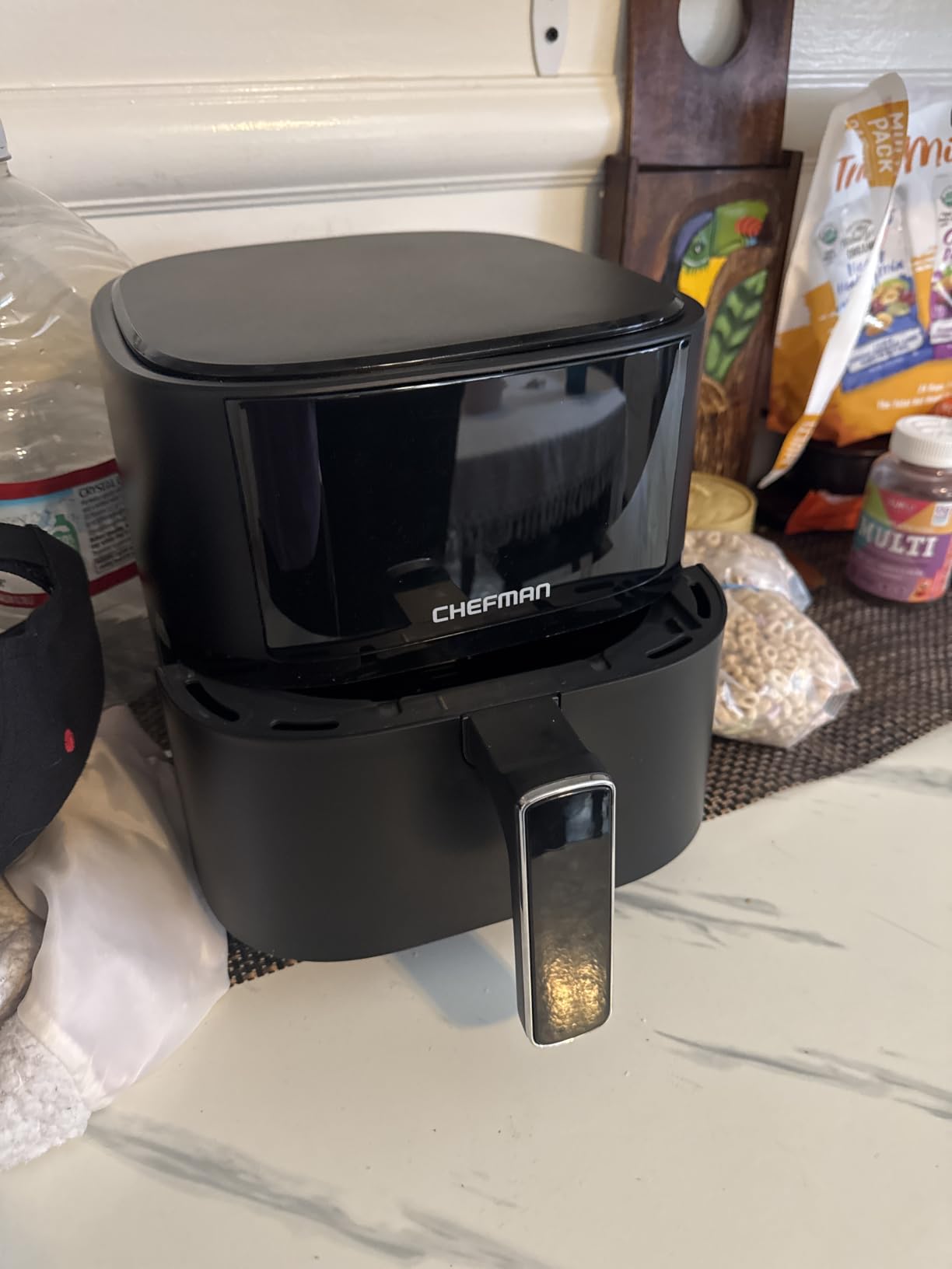 Chefman Air Fryer – 4 QT Compact Airfryer for Quick & Easy Meals in Minutes, Features Hi-Fry Technology for Extra Crisp, Touchscreen Controls with 4 Presets, Nonstick & Dishwasher Safe Basket - Black customer photo 2