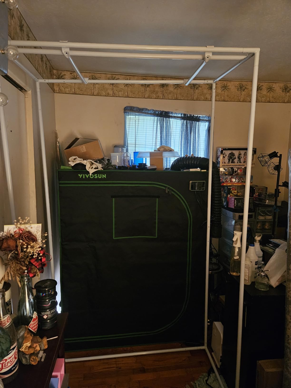 4x4 Fixed Height Indoor Grow Tent, 6'11