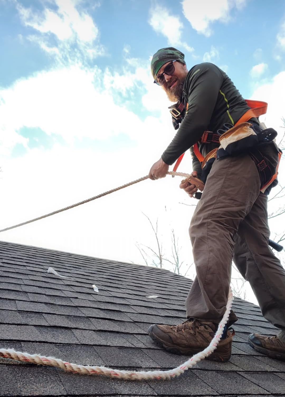 Malta Dynamics 50’ Roofer's Safety Bucket Kit – Warthog Pass-Thru Safety Harness, Reusable Roof Anchor, and 50’ Vertical Lifeline Assembly, OSHA/ANSI Compliant customer photo 1