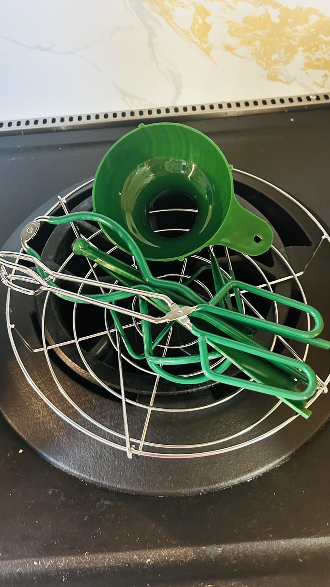 24qt pressure canner and canning pressure cooker with gauge,14.5PSI,practical 7pc Canning Supplies Starter Set,compatibility gas and induction cooktops, pressure cooker for canning (GREEN) customer photo 2