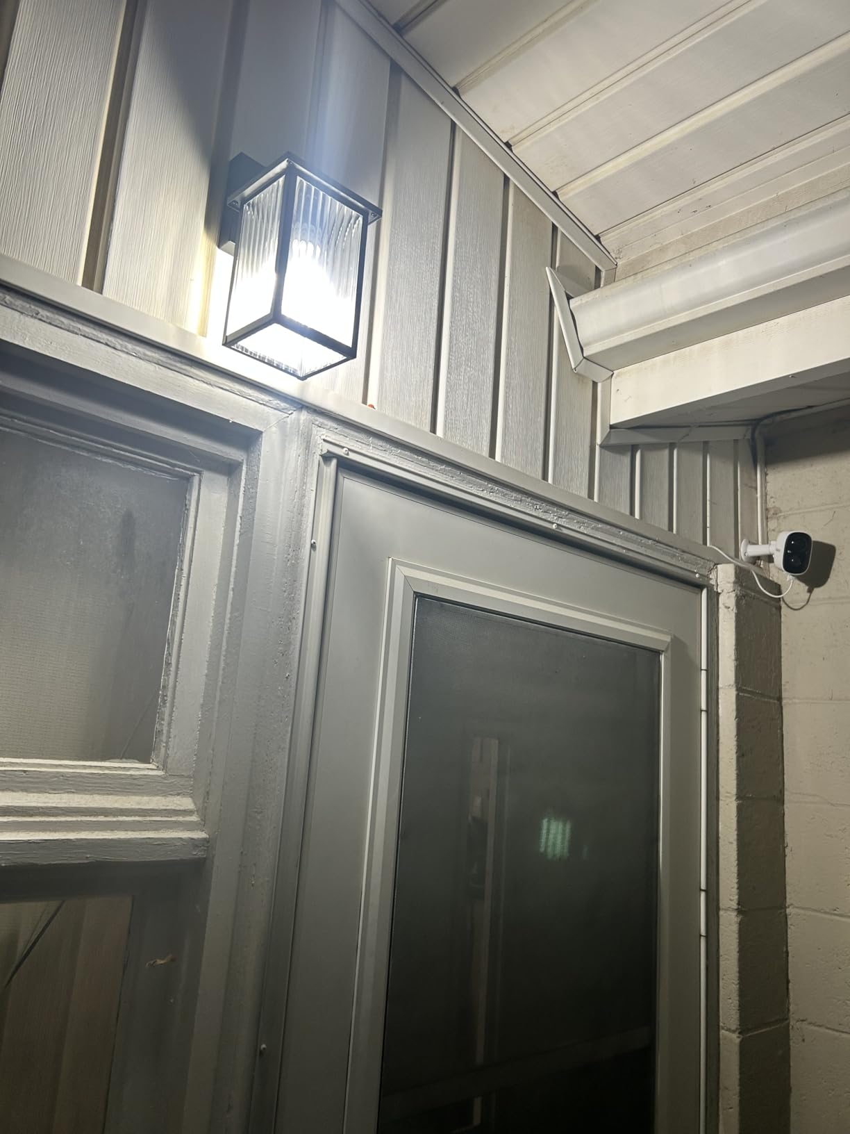 Black Dusk to Dawn Wall Mount Porch Lights, Classic Outdoor Lights customer photo 2