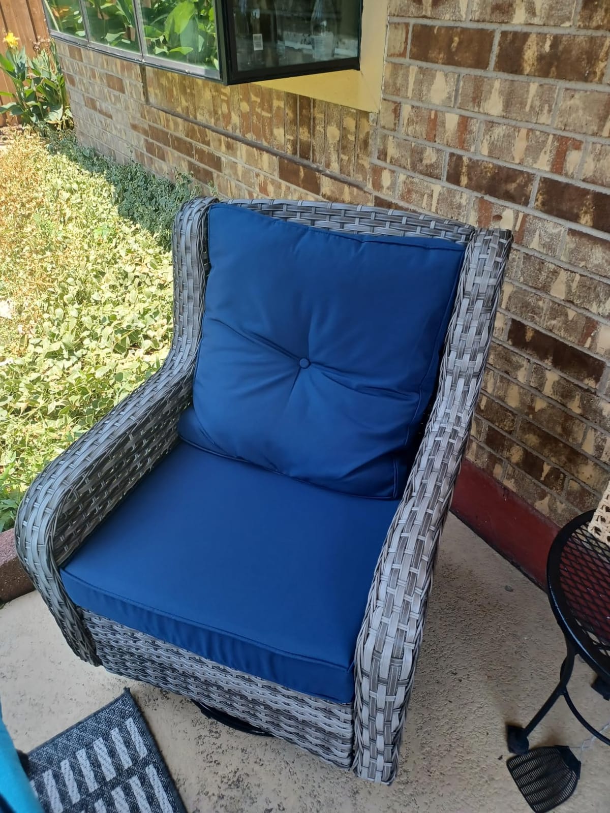 Wumiokio Patio Furniture Sets, 3 Pieces Wicker Outdoor Furniture - 360 Degree Swivel Rocking Chairs and Rattan Side Table for Garden,Porch,Backyard (Grey Wicker/Blue Cushion, 3PCS - Swivel Chairs) customer photo 1