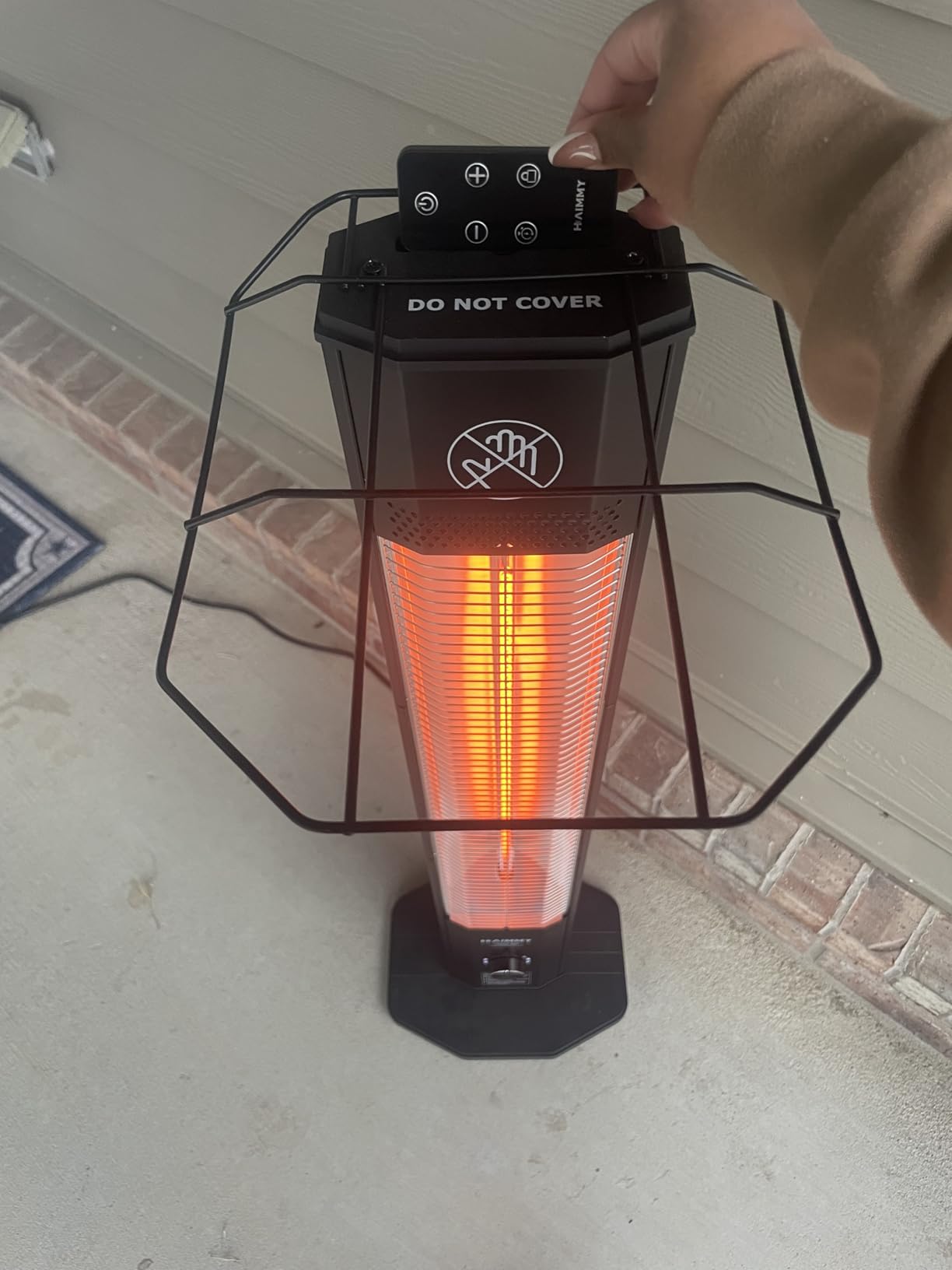 Outdoor Electric Patio Heater, 34-inch 1500W Infrared Tower Heater with Instant Heating, Tip-Over & Overheat Protection, IPX5 Waterproof Space Heater for Patio Garage Workshop Indoor & Outdoor Use customer photo 1