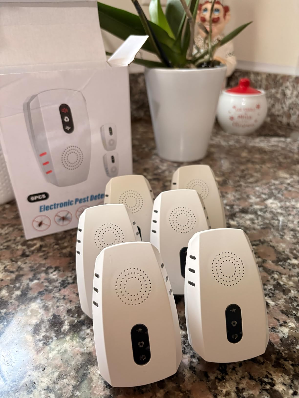 2026 Cvtayn Upgraded Ultrasonic Pest Repellent Indoor Repeller, Mouse Traps, Repellent Roach, Mouse, Bugs, Mosquito, Mice, Spider, Ant, Rodent Repellent Ultrasonic Plug in, 3 Mode Switching,6 Pack customer photo 2