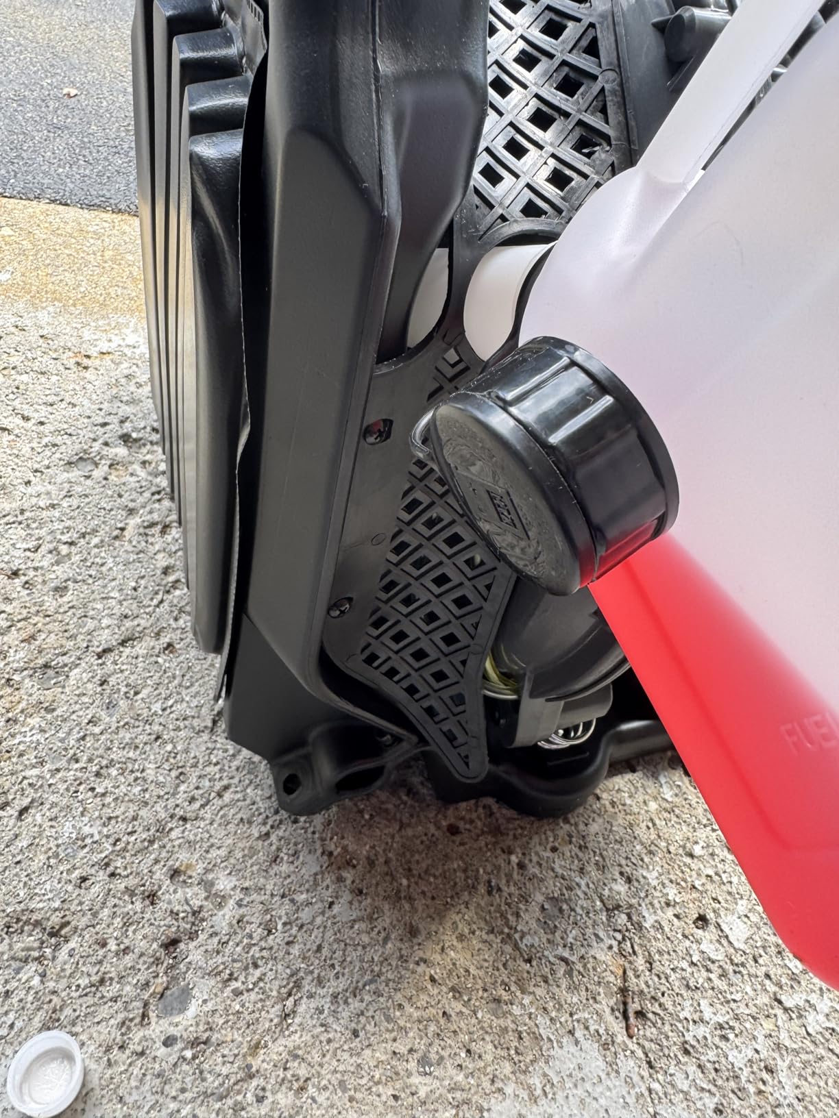 TDH Backpack Leaf Blower,63CC Backpack Blower with 665 CFM & 205 MPH customer photo 1