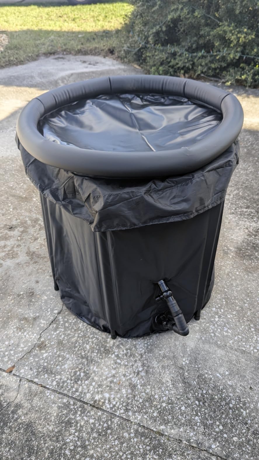 XXL 216 Gallon Ice Bath Tub with Insulated Lid – Inflatable PVC Cold Plunge Tub for Full Body Recovery, Chiller Compatible Ice Pod for Indoor & Outdoor Use customer photo 2