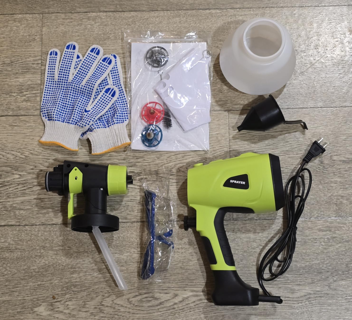 1000W High Power Paint Sprayer - HVLP Electric Spray Paint Gun with 4 Copper Nozzles & 3 Patterns, Large Capacity Power Painter for Furniture, Cabinets, Fence & House Painting Blue customer photo 2